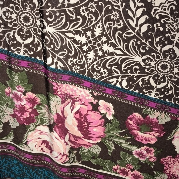 Kate & Mallory Crochet & Peony Dress Size Large - Picture 3 of 8